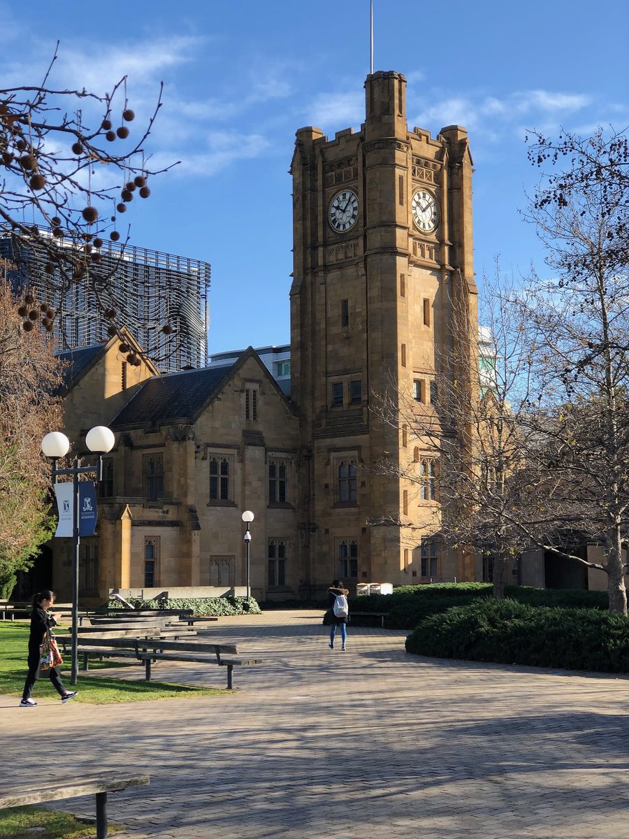 墨尔本大学老文学楼钟塔