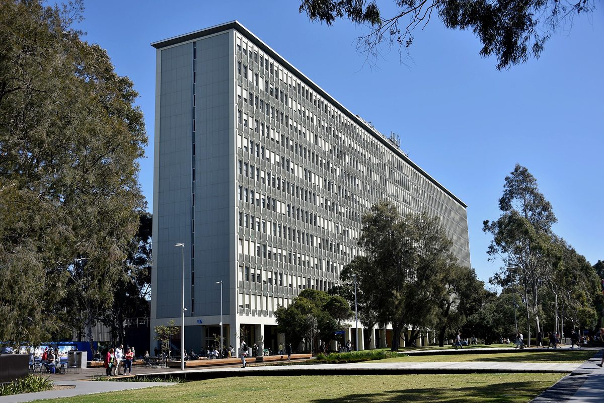 莫纳什大学孟席斯楼